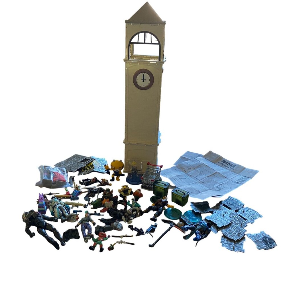 Fortnite‎ tower play set action figures, accessories and weapons lot